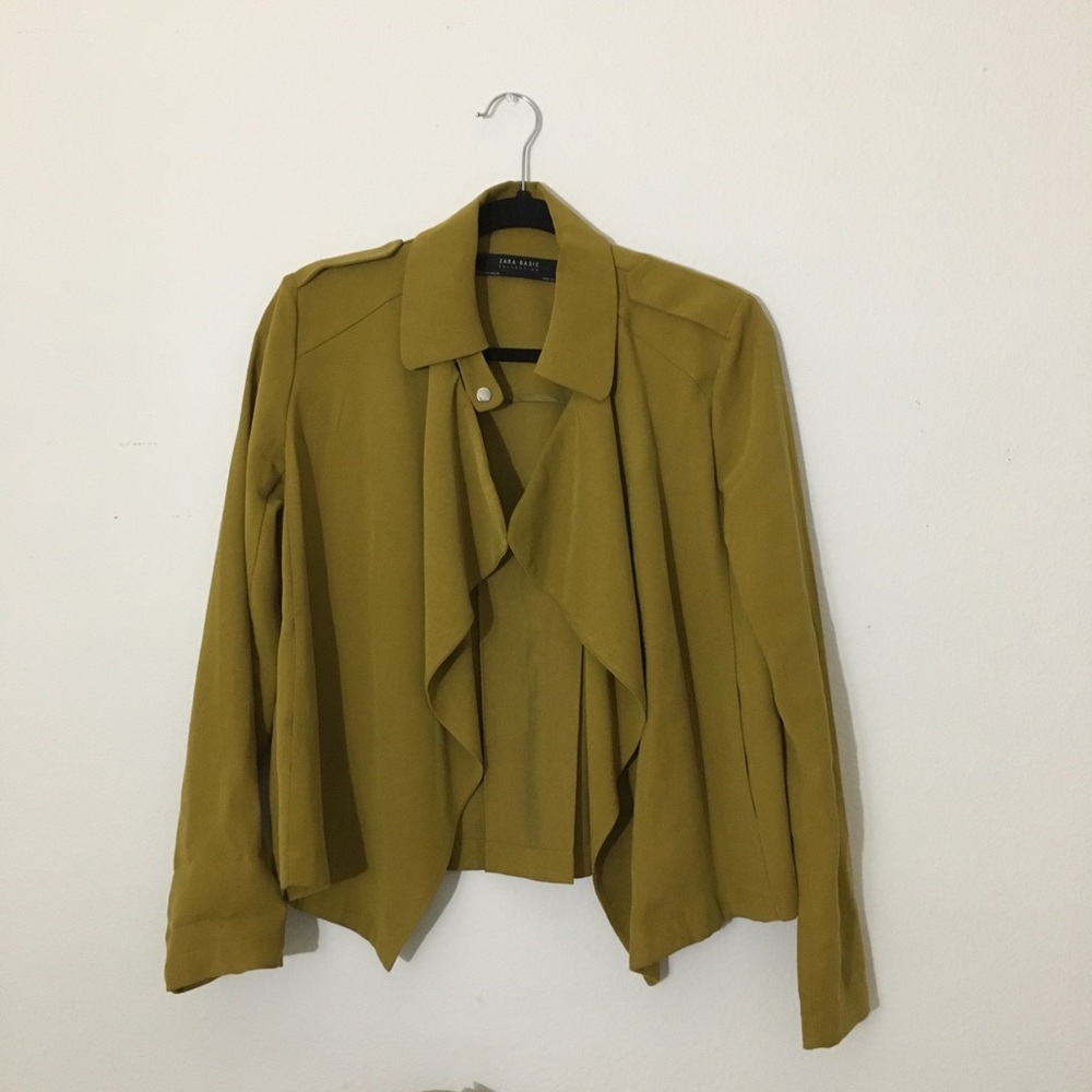 ZARA WAIST LENGTH JACKET